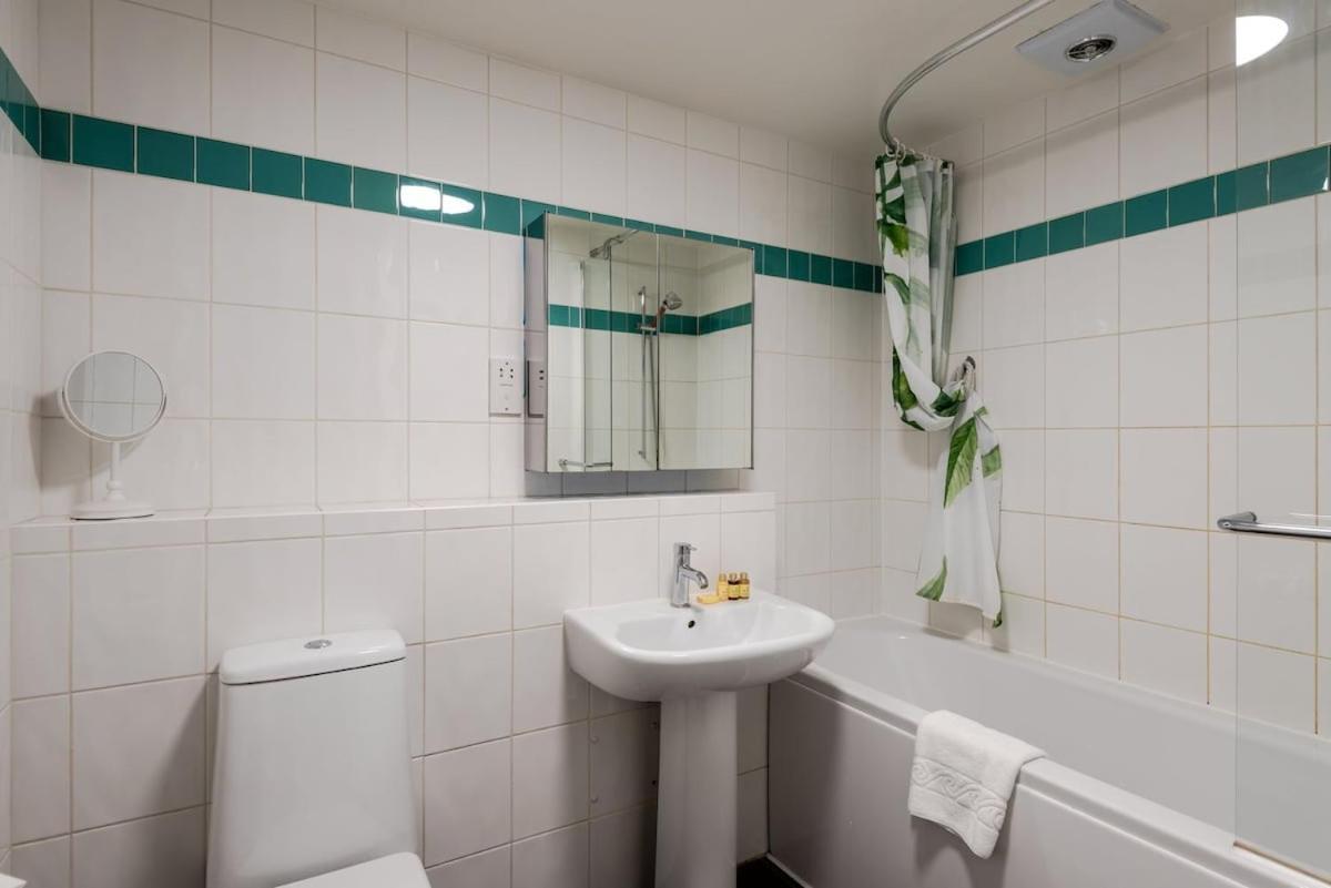 Apartment Modern One Bed Flat Overlooking The Thames River *